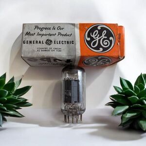 General Electric GE 24BF11 Vacuum Tube NOS Box Electronic 12 Pins Radio Amp